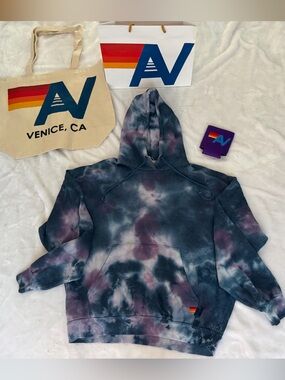- - NWT Aviator Nation Hand Dyed  Hoodie Tie dye Extra Small + Tote Bag